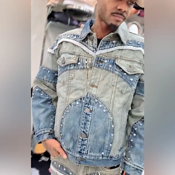 Gunzinii denim jacket - Studded Light Blue Denim Jacket - Unisex - New - Picture 4 of 4